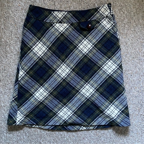 L.L. Bean Navy and White Tartan A-Line Skirt - Picture 1 of 4